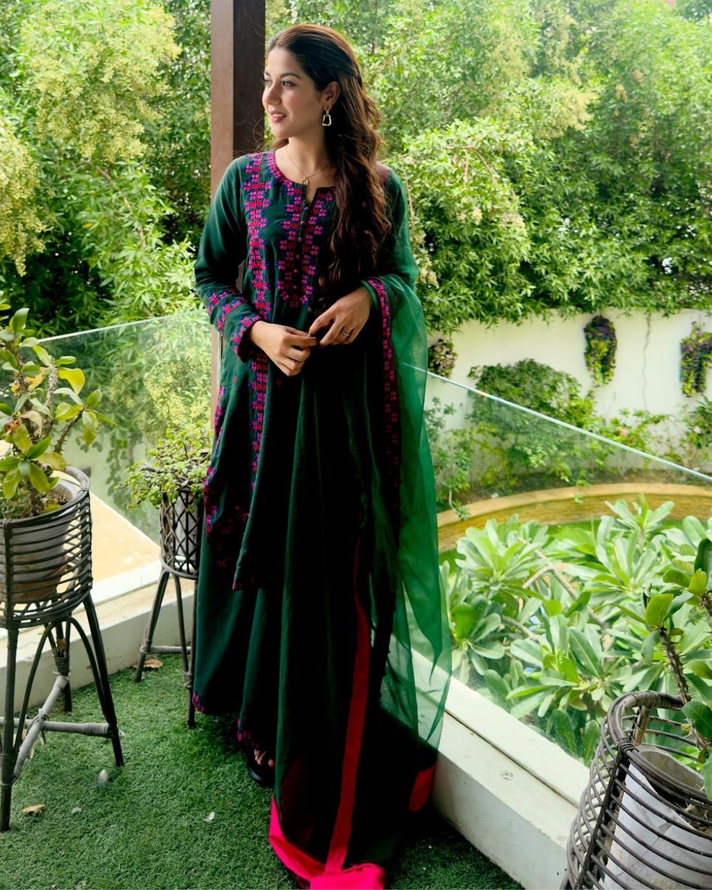 Raha x Areej Mohiuddin